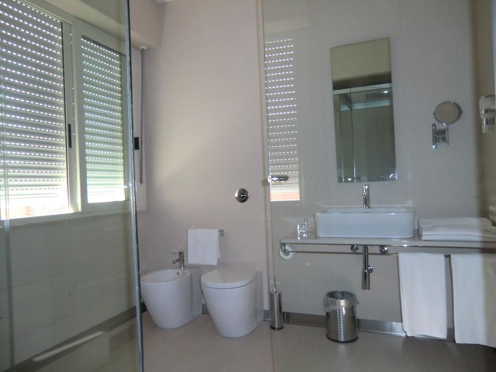B&Beach Cagliari Guest House Δωμάτιο φωτογραφία