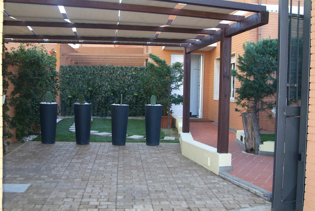 B&Beach Cagliari Guest House Εξωτερικό φωτογραφία