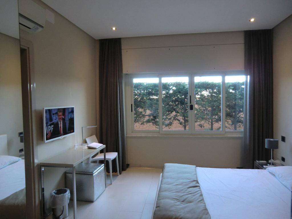 B&Beach Cagliari Guest House Δωμάτιο φωτογραφία