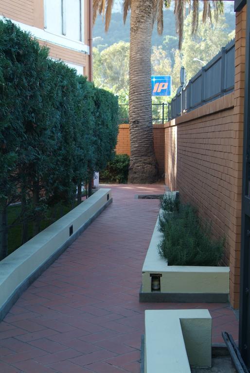 B&Beach Cagliari Guest House Εξωτερικό φωτογραφία